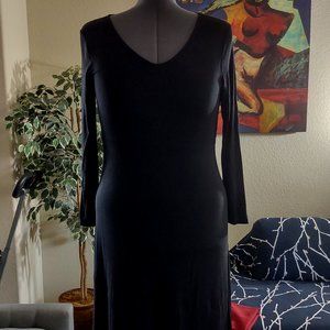 Old Navy Black V-Neck Midi Dress